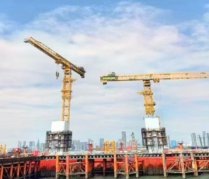 實力登峰！中聯(lián)重科8款產(chǎn)品榮登第十六屆工程機械品牌盛會明星產(chǎn)品榜單